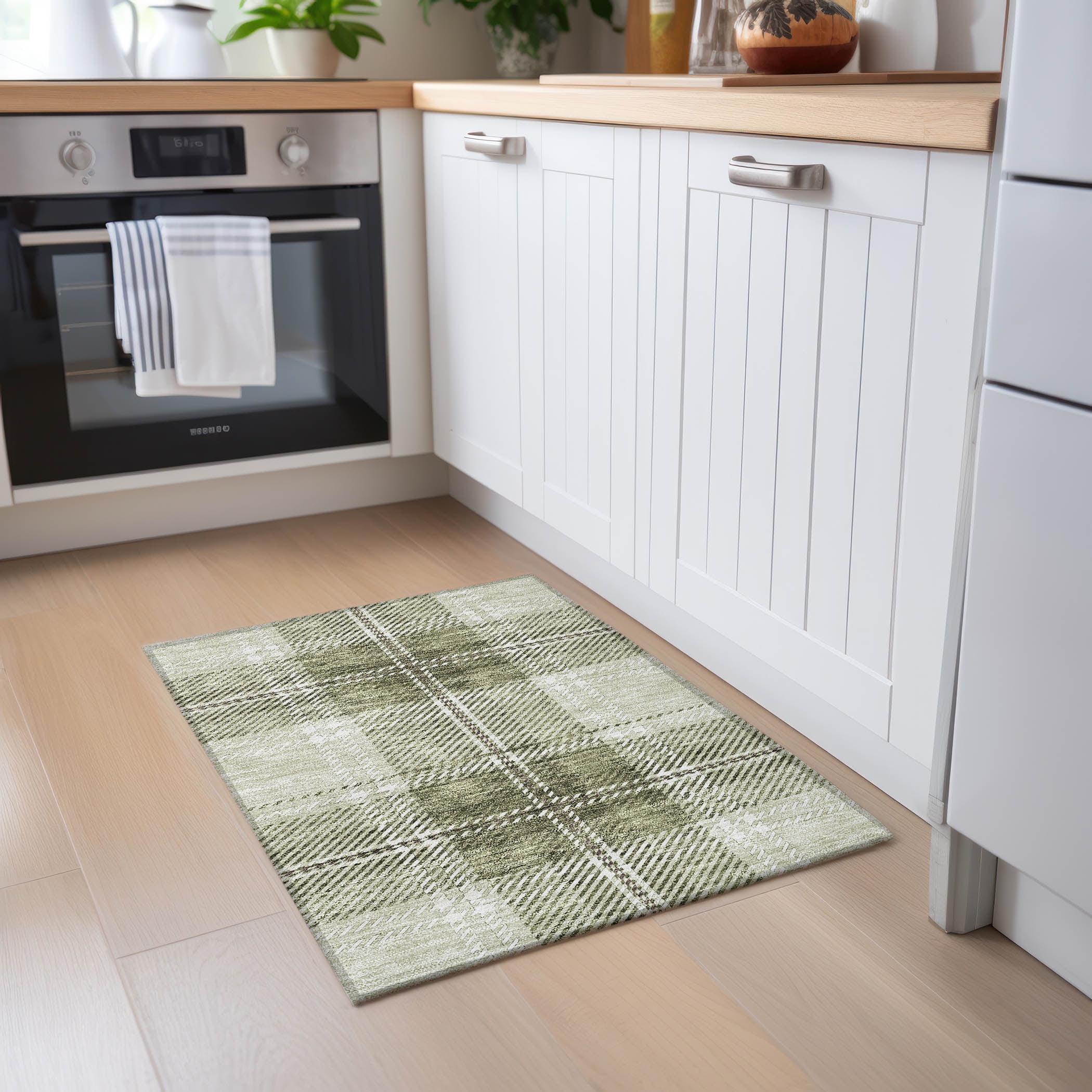 Addison Rugs Chantille Indoor/Outdoor Transitional Plaid Aloe Washable Rectangle Rug, 1'8" x 2'6"