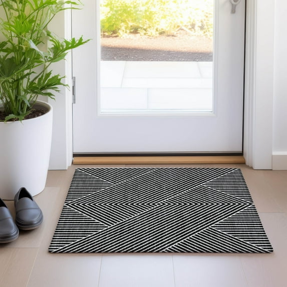 Addison Rugs Chantille Indoor/Outdoor Transitional Geometric, Abstract Black Washable Rectangle Rug, 1'8" x 2'6"