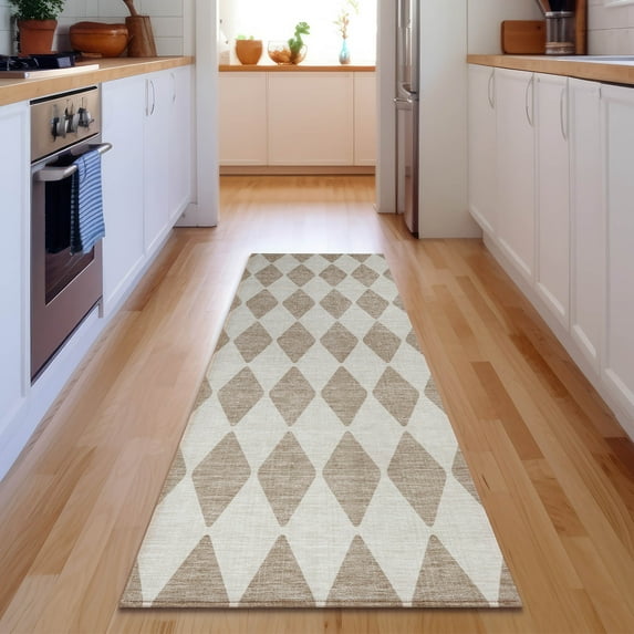 Addison Rugs Mayfield Washable Transitional Diamonds Taupe Runner Rug, 2'3" x 7'6"