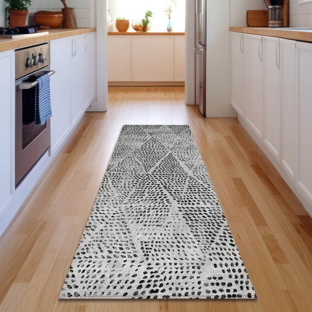 Addison Rugs Mayfield Washable Transitional Diamond Pewter Runner Rug, 2'3" x 7'6"