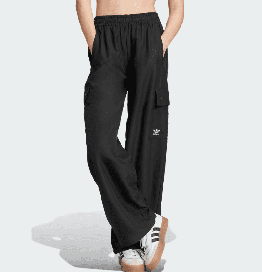 Adidas Women's Essentials Woven Cargo Pants, Small