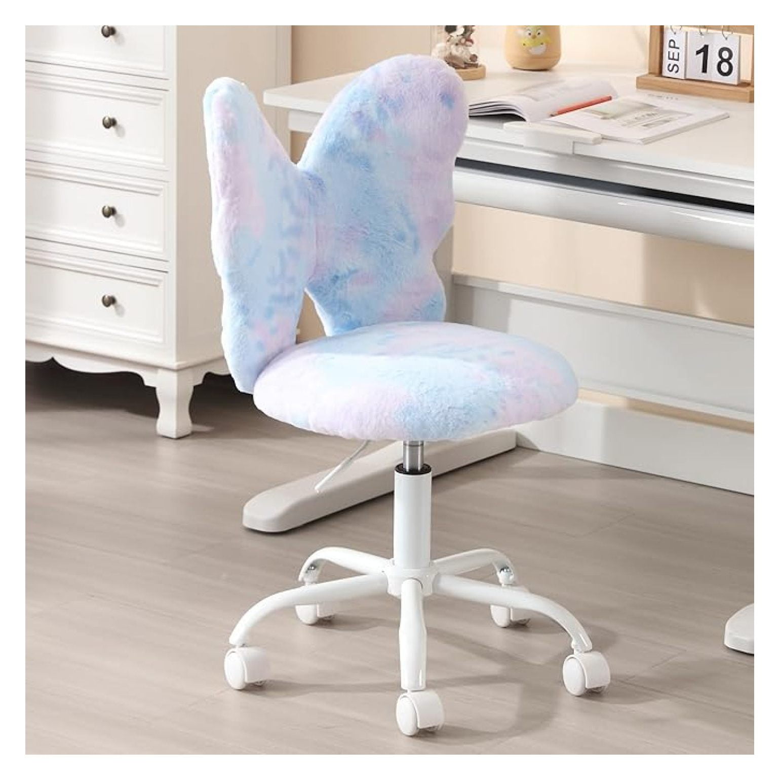 Adjustable Kids Chair - Plush Faux Fur Swivel Office Desk Chair with ...