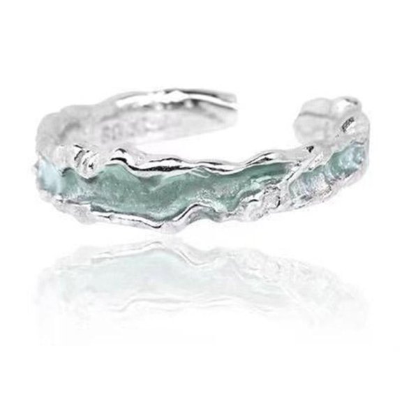 Adjustable Metal Dainty Wave Bracelet with Minimalist Design for Daily Wear