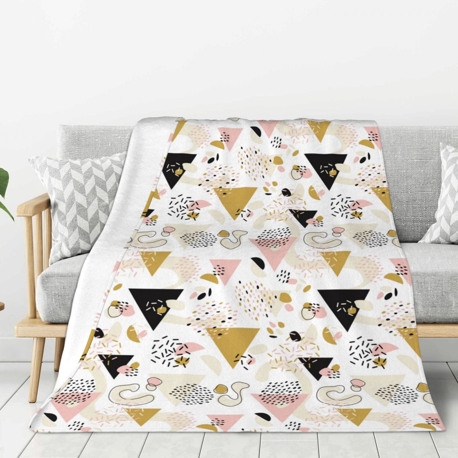 Adobk Geometric Triangle Print Blanket Super Soft Flannel Throw Blanket