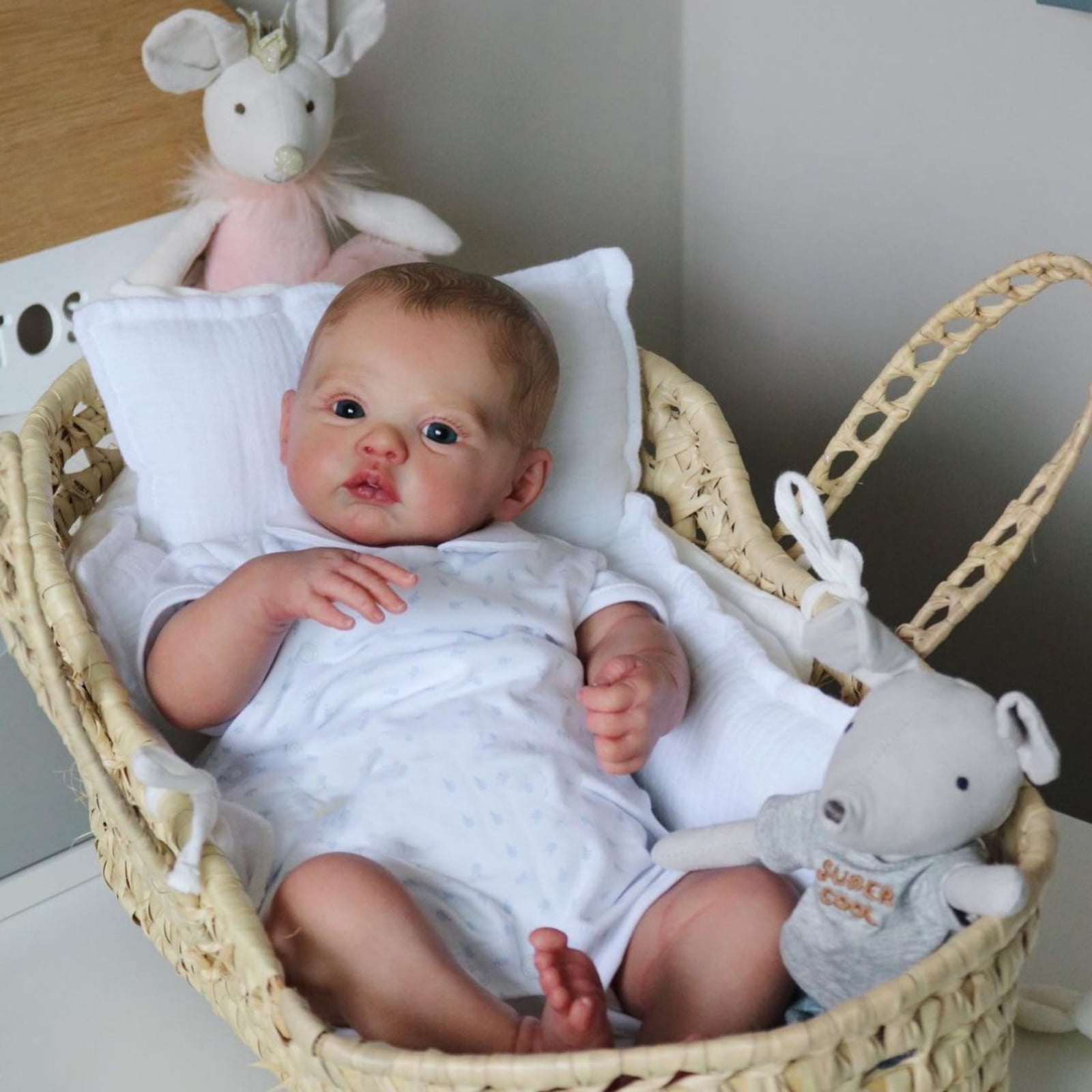 Adorable 18-Inch Reborn Baby Doll - Realistic Details, Handmade Look, Cuddly & Poseable - Perfect for Collectors & Gifts
