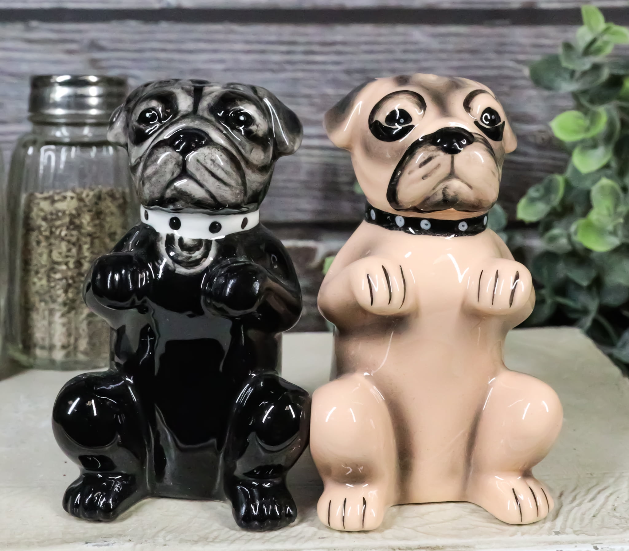 Pug Salt And Pepper Set