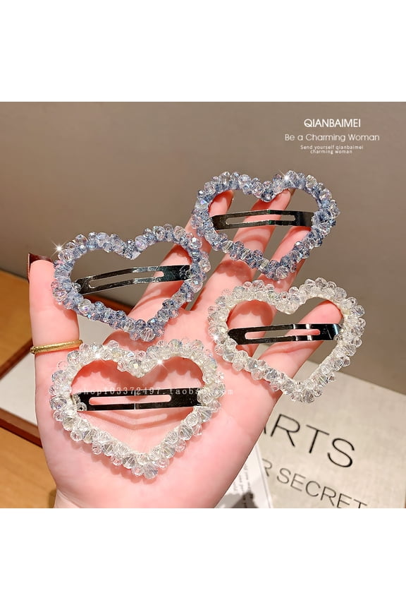 ‌"Adorable Heart-Shaped Crystal Hair Clip | Delicate Beaded Bbai Clip for Effortless Chic, Perfect Girls' Fringe Accessory"
