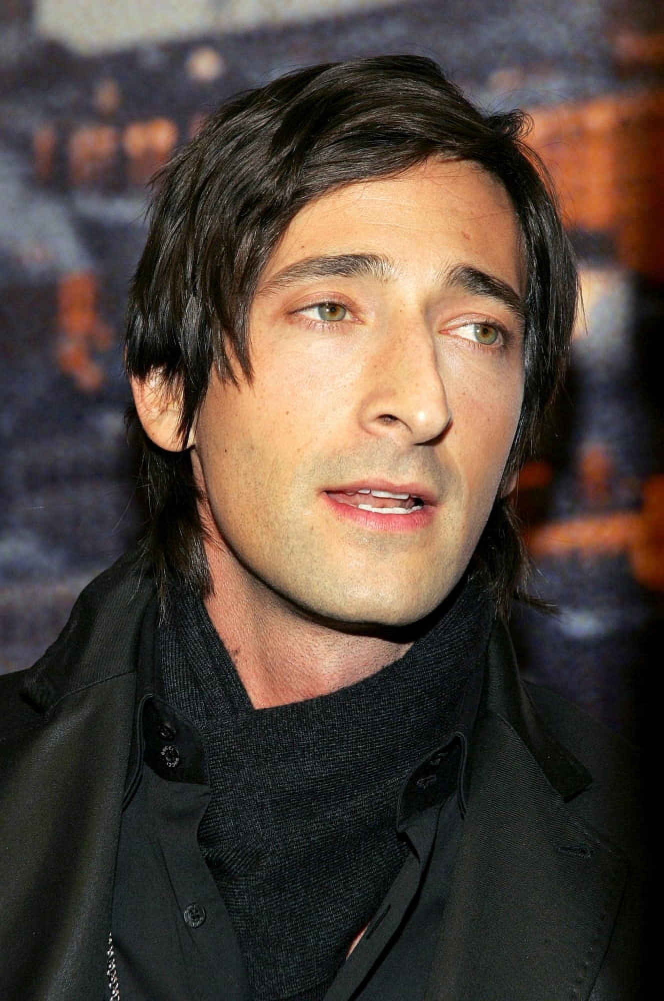 Adrien Brody (Wearing A Gucci Shirt) At Arrivals For King Kong Premiere Canvas Art - (16 x 20)