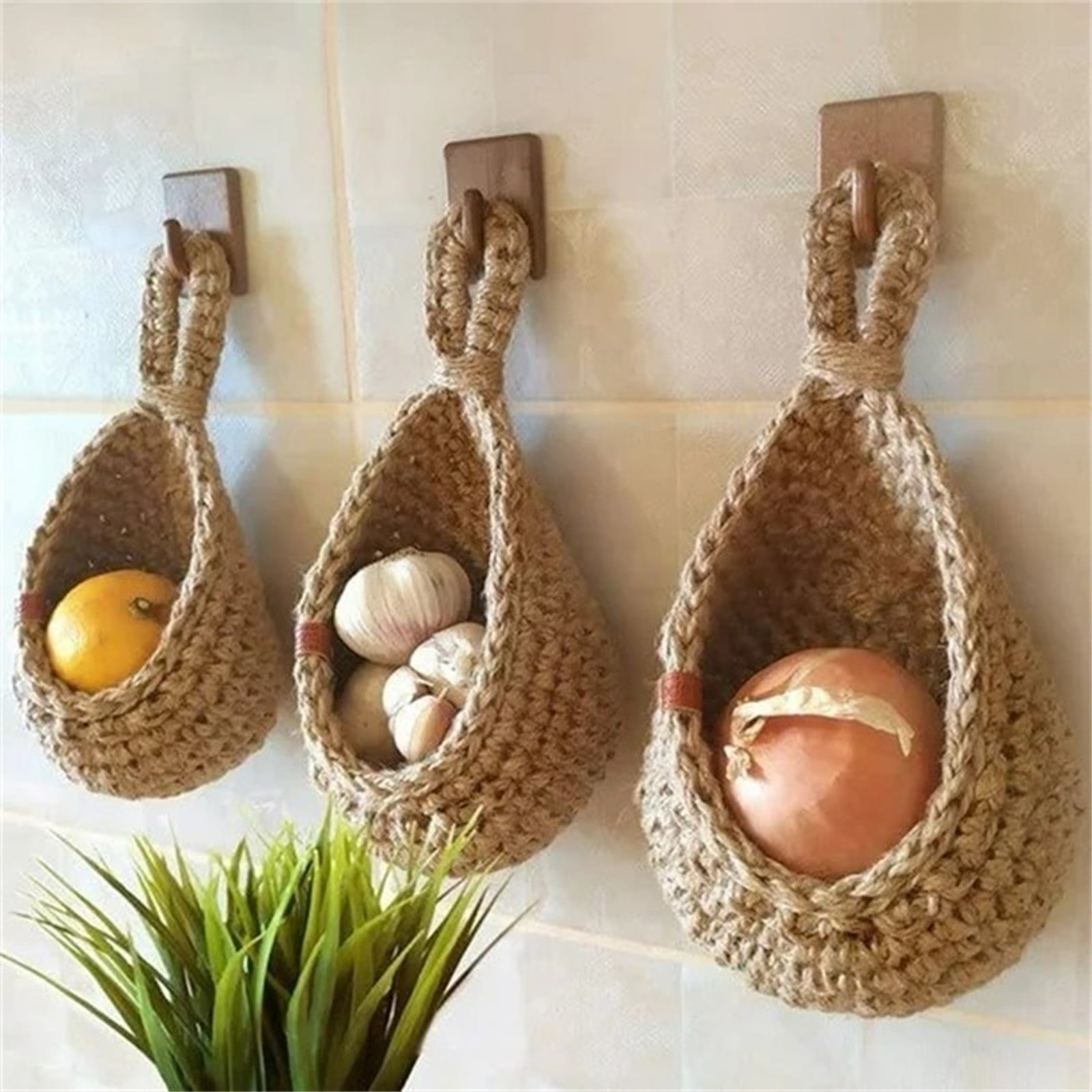 Hanging Basket Braid Fabric Hanging Fruit Basket for Fresh Produce Storage Vegetable Keeper for Potato Onion Garlic Plant Holder Handmade