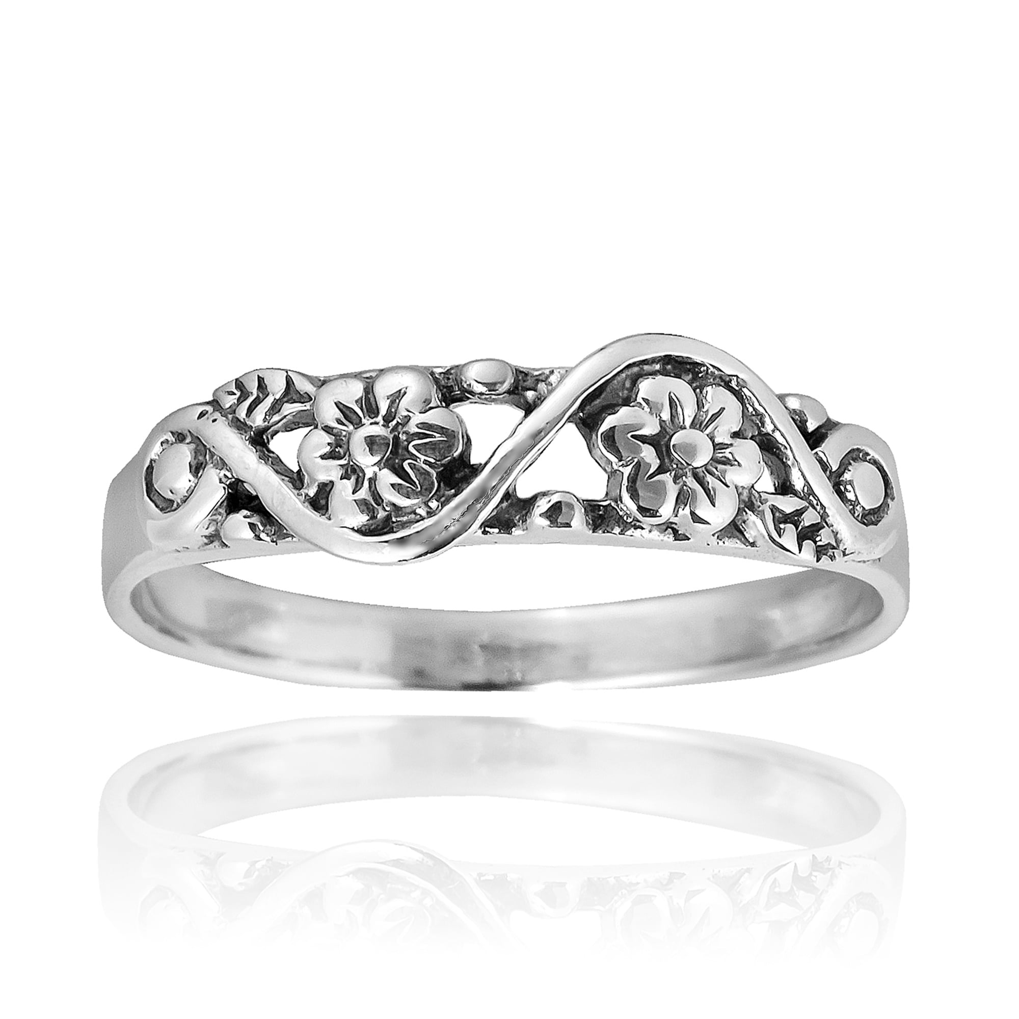 AeraVida Glamorous Swirl Sterling Silver Ring – Handcrafted .925 Silver, Intricate Design