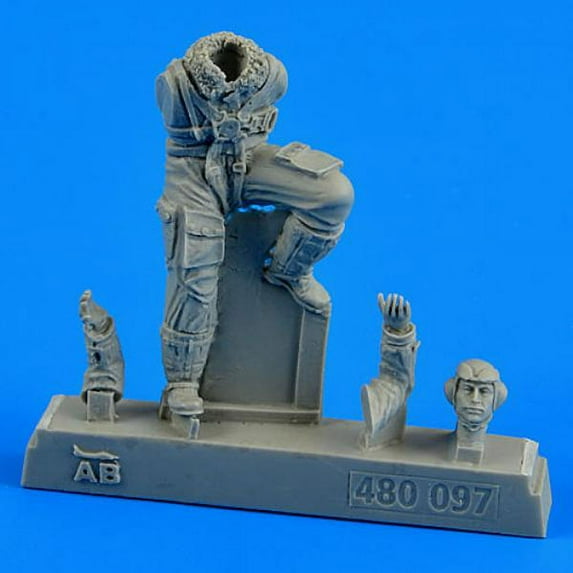 AeroBonus 1:48 WWII German Luftwaffe Pilot Bf 109 Late Resin Figure Kit #480097