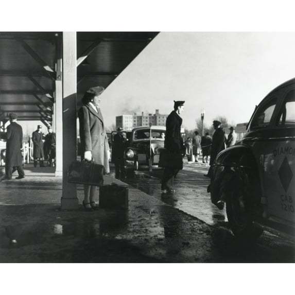 African American Woman Arriving In Washington History (24 x 18)