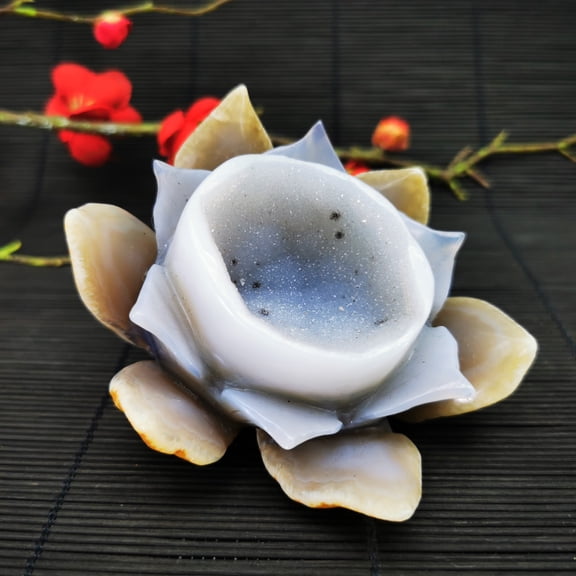 Agate geode lotus Natural Healing Crystal Reiki home decoration 0.321kg