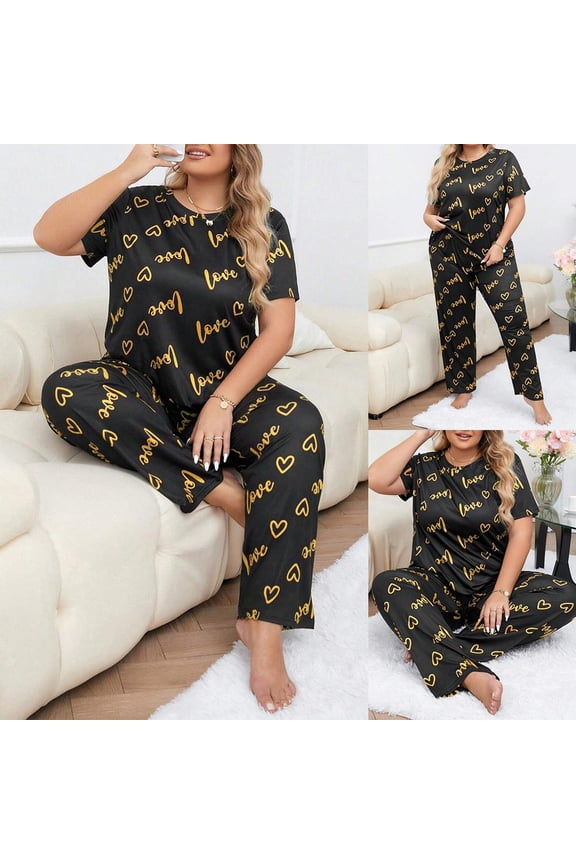 Plus-Size Pajama Set, 95% Polyester 5% Elastane, Soft & Stretchy Lounge Wear, Cozy Sleepwear for Relaxing at Home