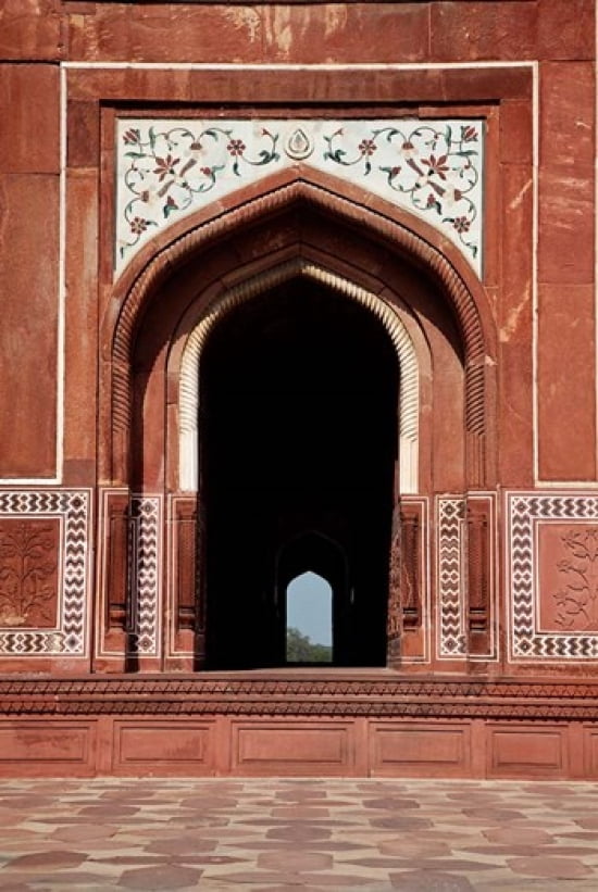 Agra India Taj Mahal Side Entrance to the Mosque Canvas Art - Charles O Cecil DanitaDelimont (25 x 38)