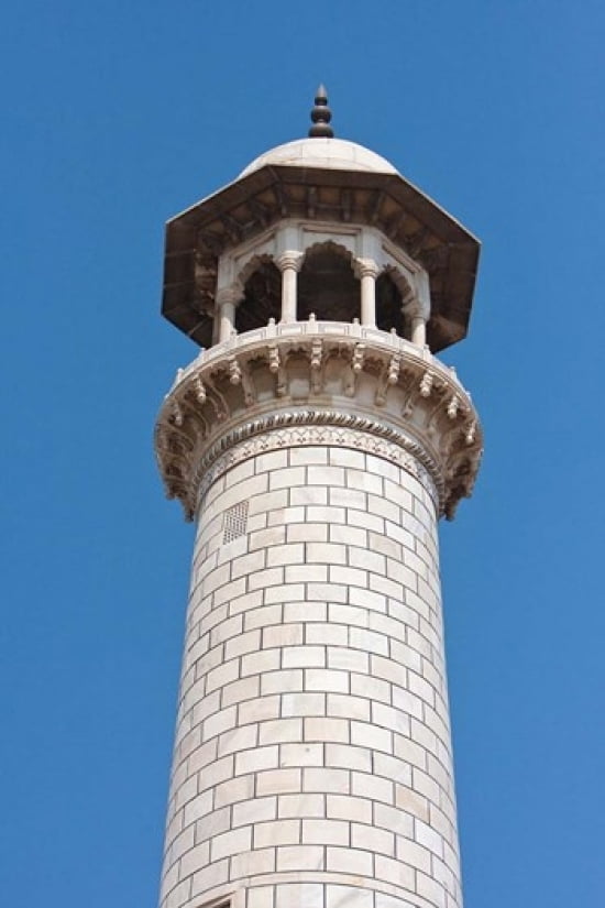 Agra India Taj Mahal Top of Minaret Canvas Art - Charles O Cecil DanitaDelimont (11 x 17)
