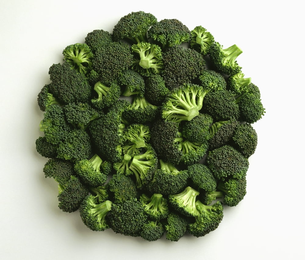 Agriculture - Broccoli florets large on white Canvas Art - Ed Young Design Pics (16 x 14)