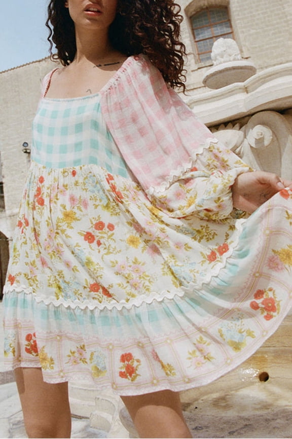 Pink Patchwork Floral Print Bubble Sleeve Dress with Elegant Square Collar for Stylish Vacay