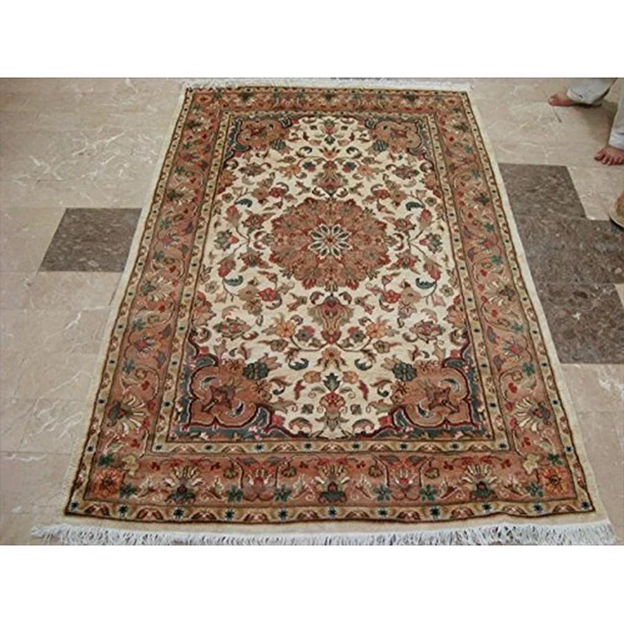 Ahmedani Linen Exclusive Ivory Medallion Taj Rectangle Adult Any Room ...