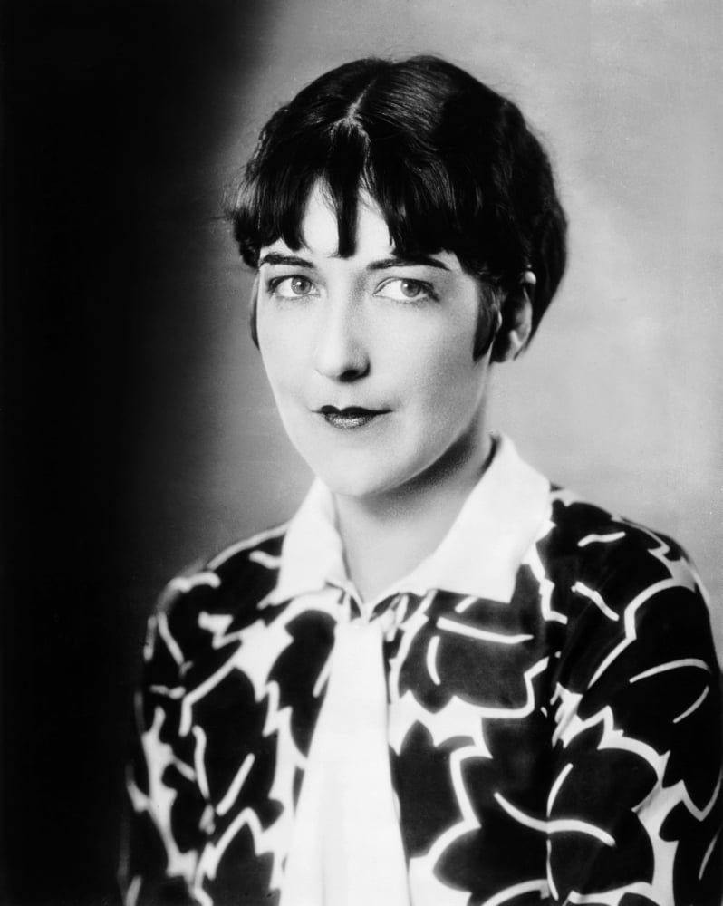 Aileen Pringle Canvas Art - (16 x 20)