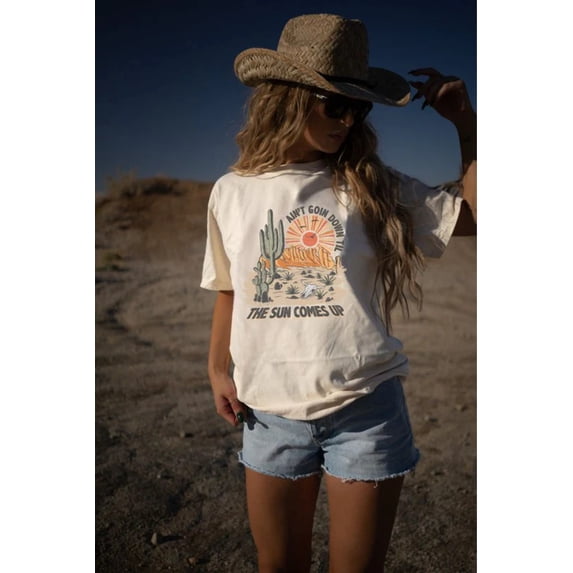 Aint Going Down Till The Sun Comes Up Graphic Tee
