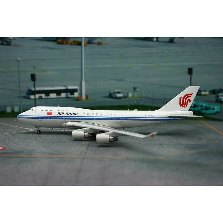 Air China B747-400 Reg: B-2472 1:400 JC Wings Diecast FLAPS