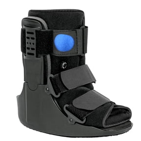 Air Walker Boot Fracture Boot Short Walking Protective Boot Fits Left or Right Foot Ankle for Injuries Fractures Sprains Black