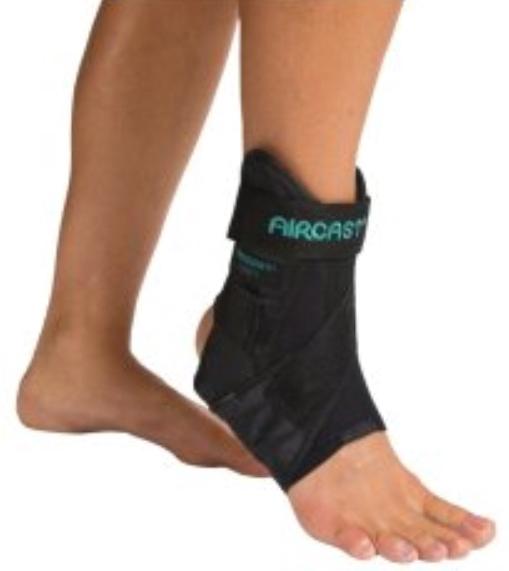 Aircast-AirSport-Ankle-Brace-