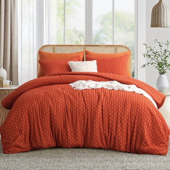 Aisbo Burnt Orange King Comforter Set, Boho Geometric Diamond Tufted Bedding, Soft Warm Textured Quilt, 3 Piece Rust Aesthetic Microfiber Bed Set (1 Comforter + 2 Pillowcases)