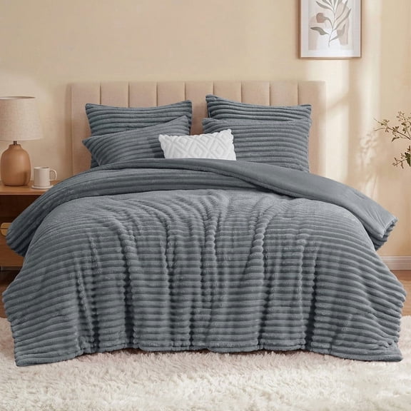 Aisbo Fleece Queen Comforter Set, Fluffy Bed Set, Light Grey, Super Soft and Warm Bedding, Luxury Fuzzy Faux Fur Comforter for Winter, with 2 Pillowcases