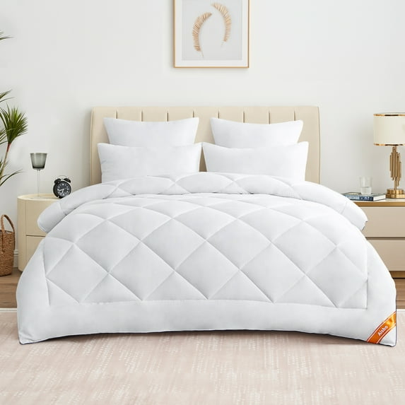 Aisbo Fluffy Comforter Duvet Insert Full - Soft Lightweight Cooling Duvet with Corner Taps for All Season, 82x86 inch