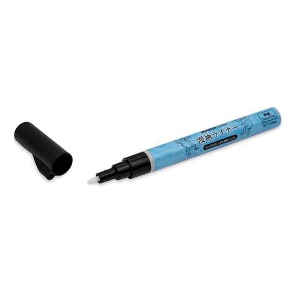 Aitoh Manga Liner Paint Pen Fine Tip-Black