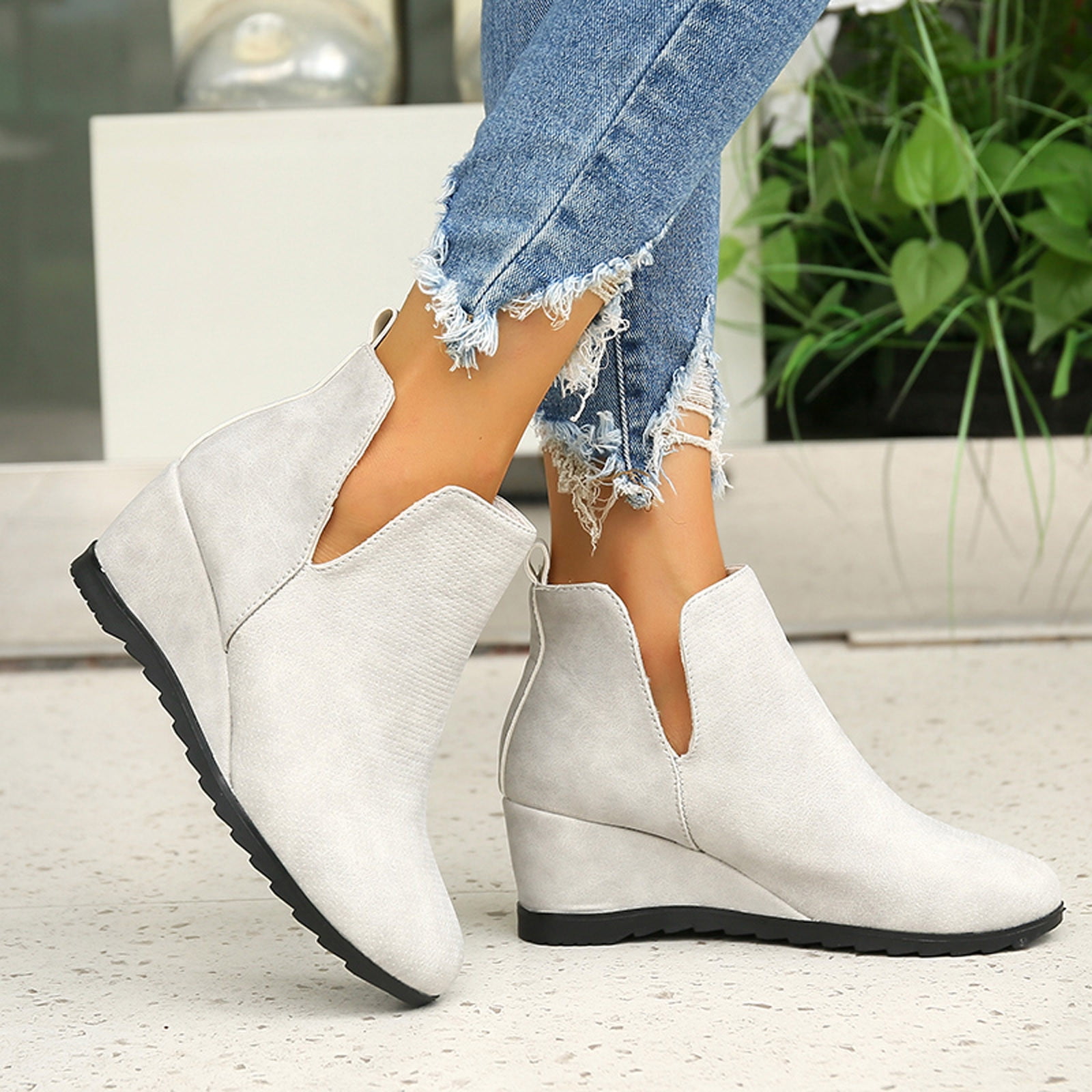 Akiihool Women Ankle Boots Wide Women Lug Sole Low Heel Platform Lug