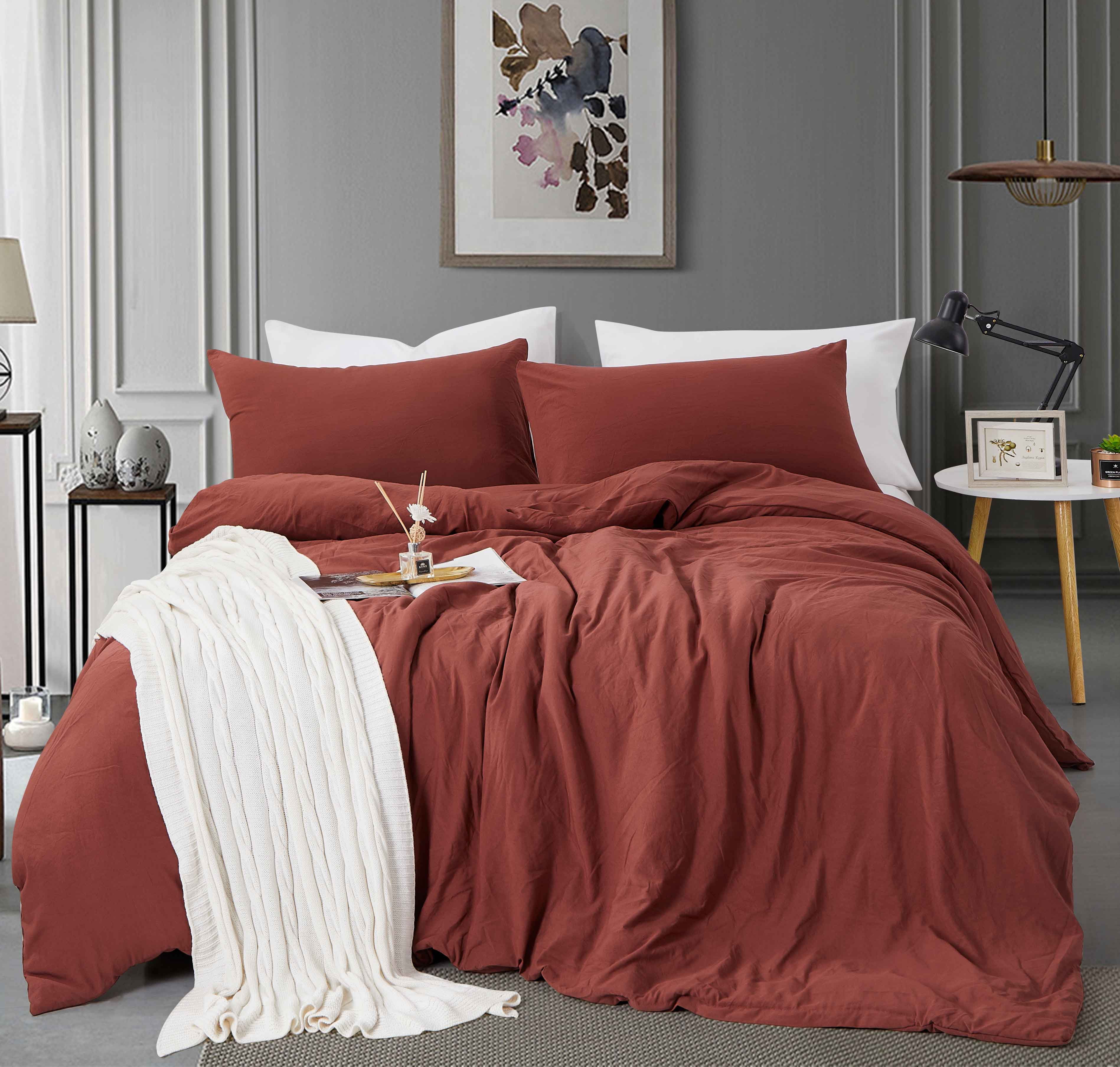 Alazuria Duvet Cover Set Soft Wrinkled Microfiber with zipper and 4 corner ties Brown Chocolate color Twin size ( 90" x 68" )
