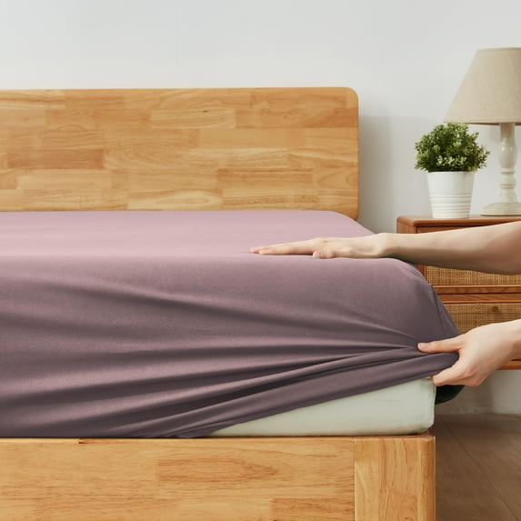 Alazuria Fitted Bed Sheet, Soft microfiber, All around elastic up to 16" deep Berry Mocha color Queen size ( 80" x 60" )