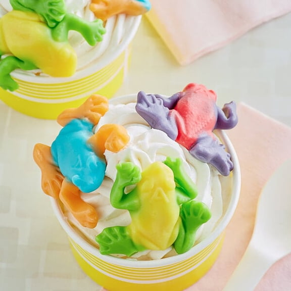 Albanese Gummi Frogs 5 lb. - 4/Case