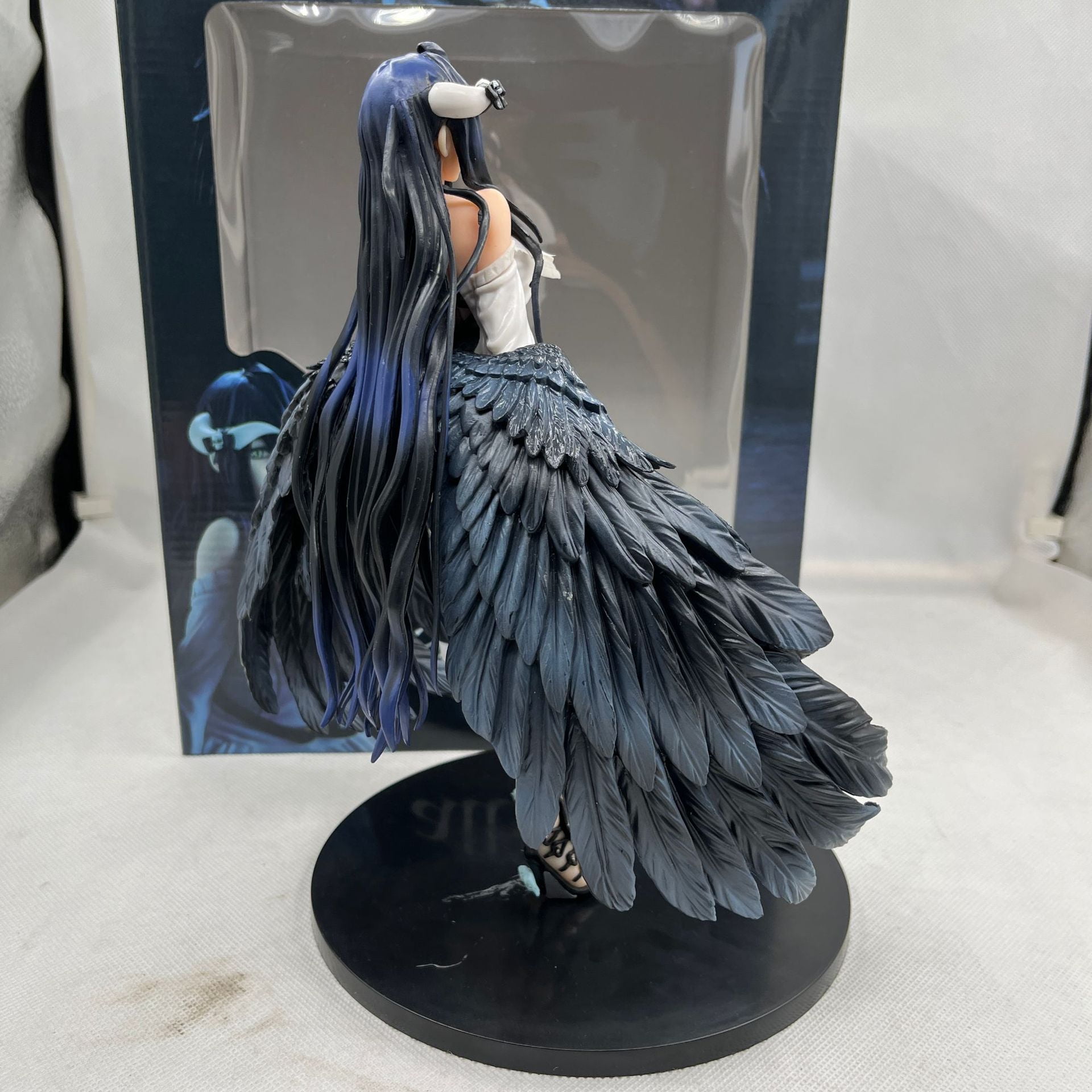 Noowye Albedo Anime Figur 18cm - PVC Statue Mit Acryl Vitrine, Stehend Modell Für Desktop Dekoration