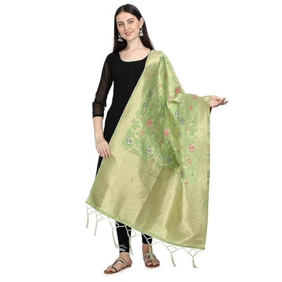 AlchemicLiving Women's Woven Banarasi Silk Floral Rani Pink Dupatta with Thread Work and Zari Motifs - Beautiful Chunni for Girls - Size: 1M x 2.5M