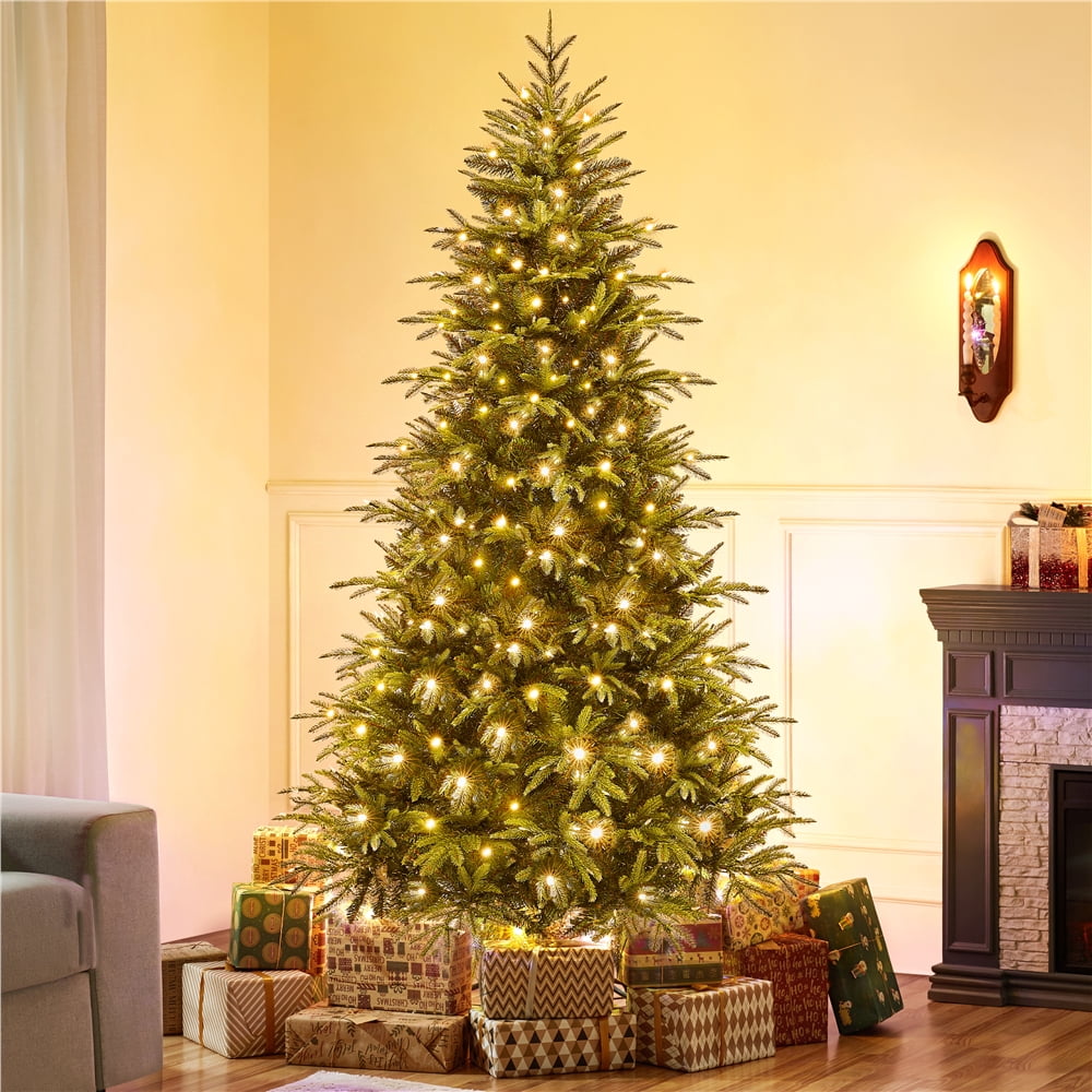 Alden Design 7.5ft Prelit Artificial Christmas Tree with Stand, Green