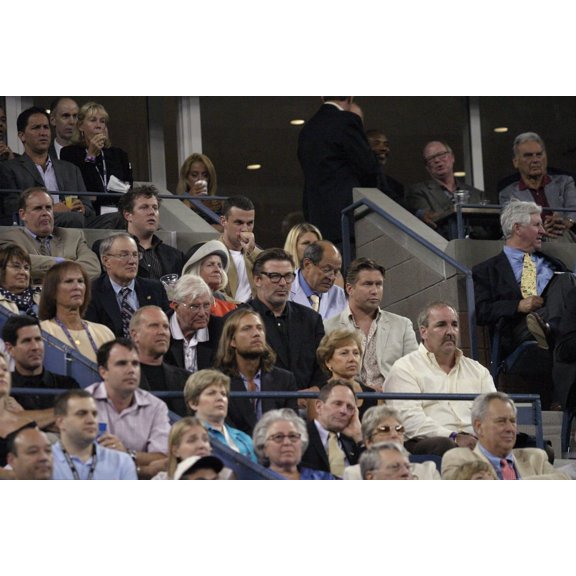 Alec Baldwin, Steven Baldwin Inside For U.S. Open Tennis Tournament, Arthur Ashe Stadium, Flushing, Ny, September 06, 2005. Photo By Rob RichEverett Collection Celebrity (10 x 8)