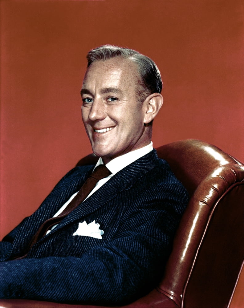 Alec Guinness Canvas Art - (16 x 20)