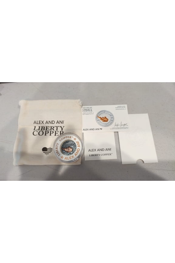 Liberty Copper Carry Light Medallion, Coin, .925 Sterling Silver