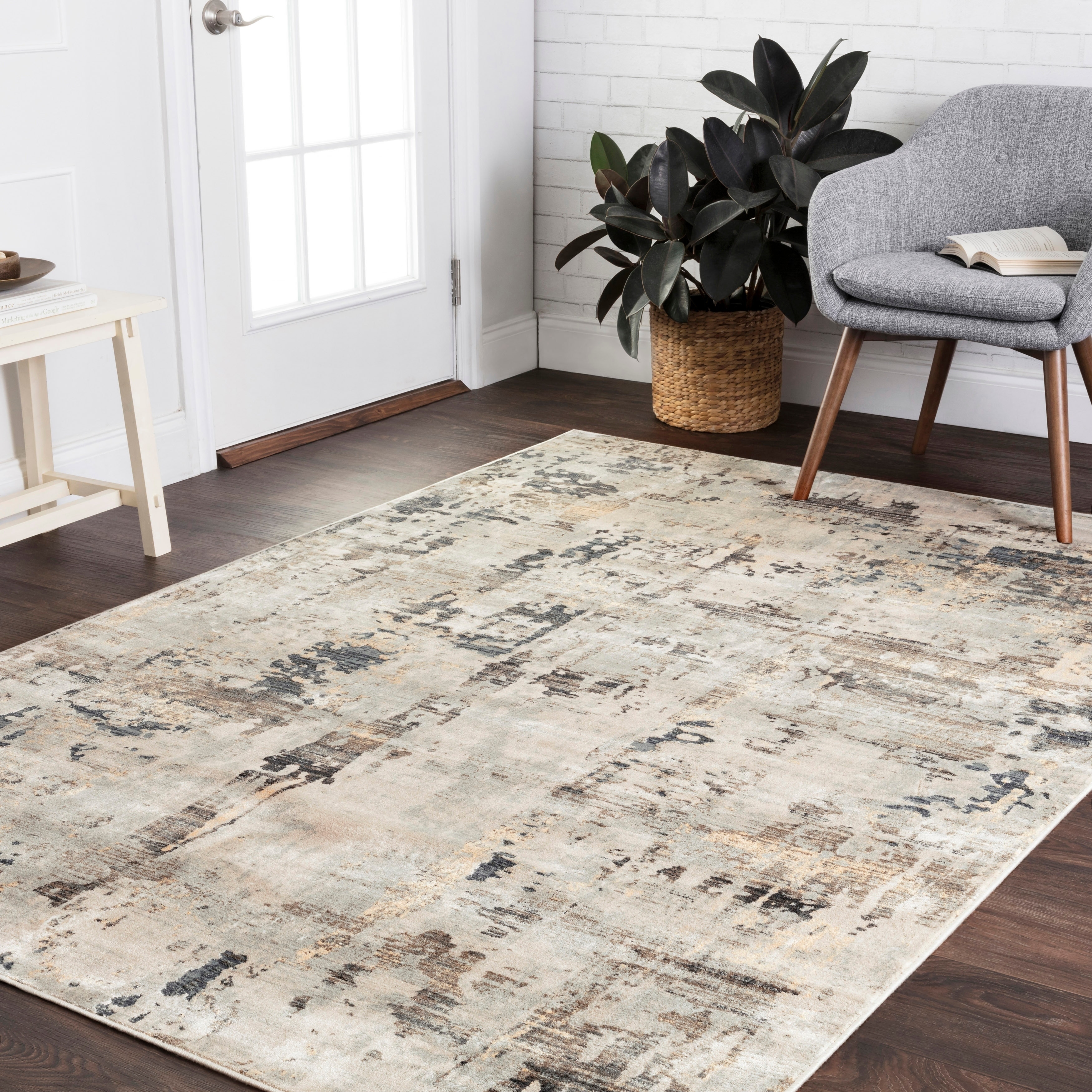 Alexander Home Midcentury Modern Distressed Area Rug 6'7" x 9'2" 6' x