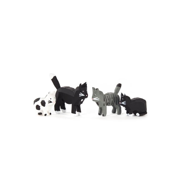 Alexander Taron Set of 4 Dregeno Cats Figures 1.25"