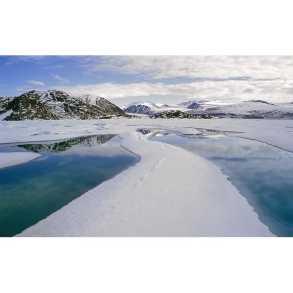 Alexandra Fiord, Ellesmere Island, Nunavut Poster Print (17 x 11)