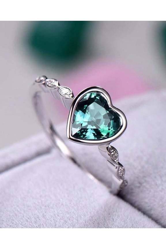 Alexandrite Heart cut gemstone Proposal Gift ring 925 sterling silver Engagement ring