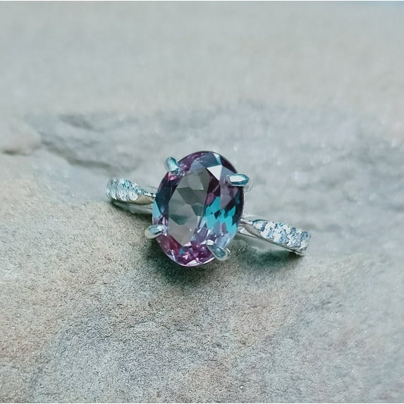 Alexandrite Ring, 925 Sterling Silver Ring, Color Change Stone Ring, Oval Cut Alexandrite Ring, Engagement Ring, Ring for gift