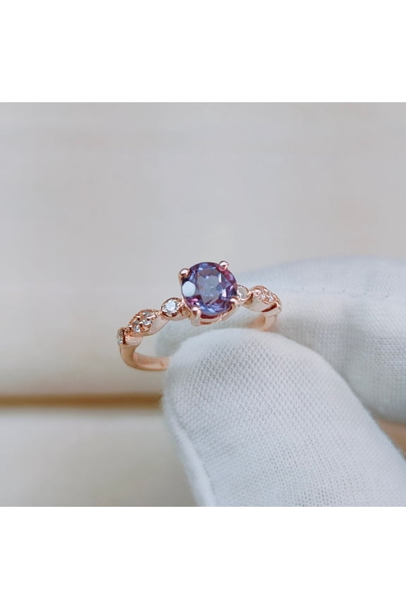 Alexandrite Ring, 925 sterling silver Rose Gold Plated color change stone ring, round cut alexandrite ring, ring for gift