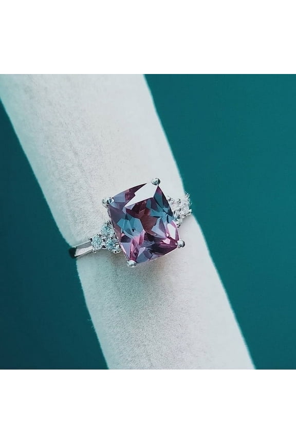 Natural Colorchanging Alexandrite Ring, 925 Sterling Silver Ring, Color Change Stone Ring, Cushion Alexandrite Ring, ring for gift