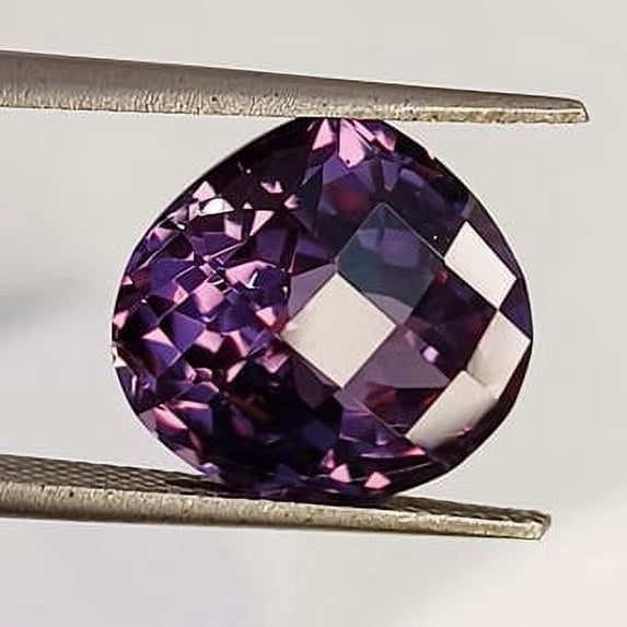 Natural Alexandrite Gemstone 11 Carat Pear Checker Cut Color Changing